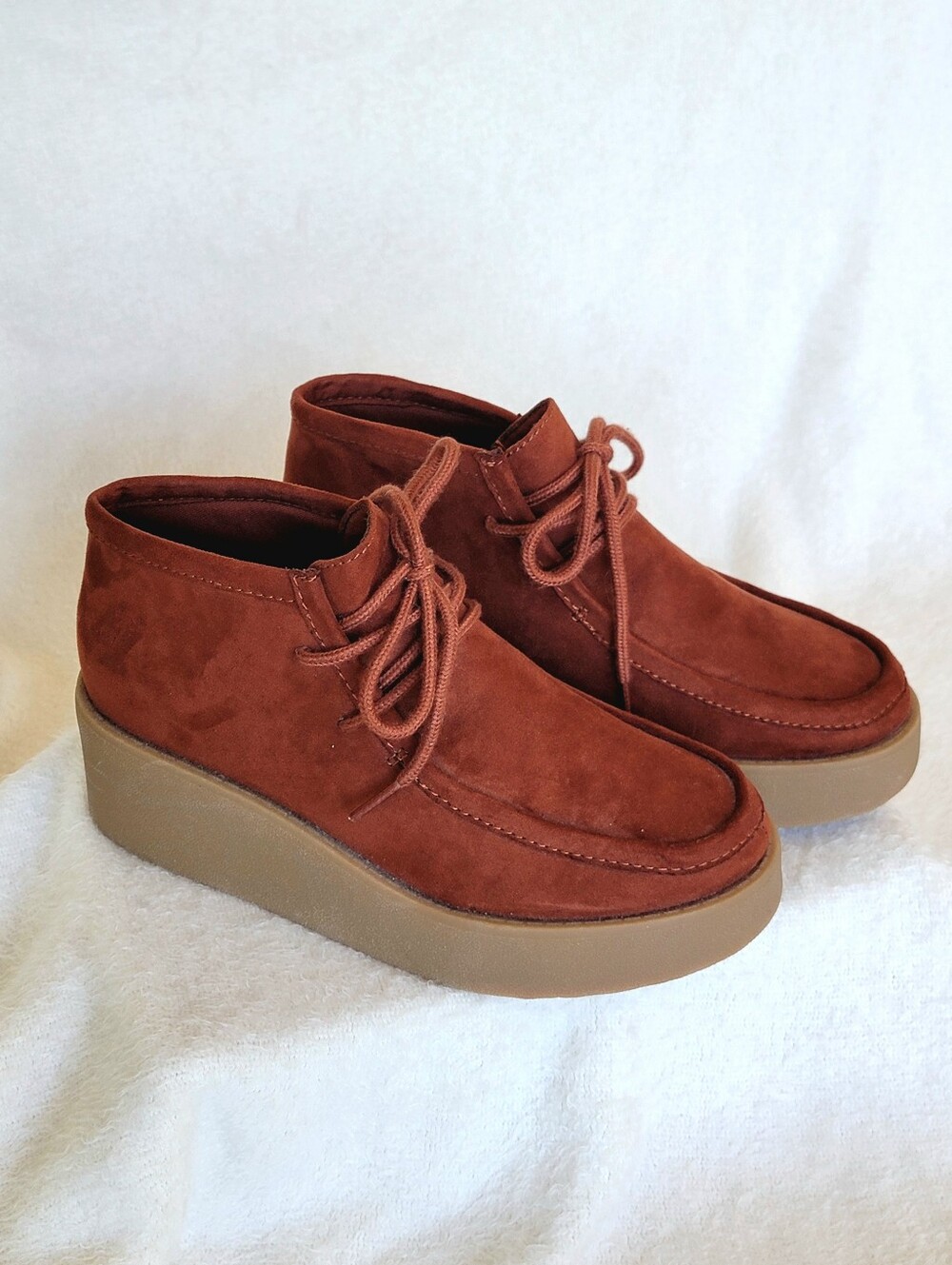 Old Navy Burnt Orange Faux Suede Platform Shoes | Size 6.5